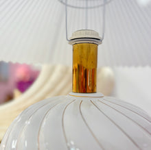 Charger l'image dans la galerie, Lampe swirl vintage Italy 70s