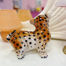 Load image into Gallery viewer, Statuette bebe panthere céramique italienne 80s