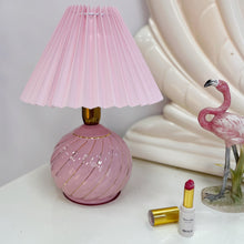 Charger l'image dans la galerie, Lampe Twist Rose – Italie, Années 80