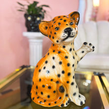 Charger l'image dans la galerie, Léopard vintage en céramique italienne, 43cm, Années 80