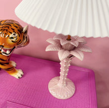 Charger l'image dans la galerie, Pink Palm Lamp 70s