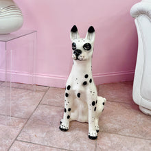 Load image into Gallery viewer, Dogue en céramique 70s
