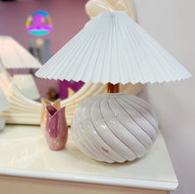 Charger l'image dans la galerie, Lampe swirl vintage Italy 70s