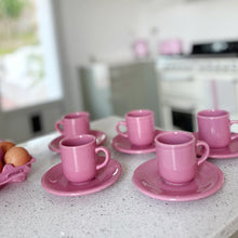 Load image into Gallery viewer, Service à café rose Barbie