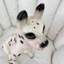 Load image into Gallery viewer, Dogue en céramique 70s