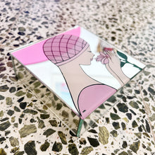 Load image into Gallery viewer, Vintage mirror jewelry box