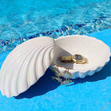 Load image into Gallery viewer, Vintage iridescent shell box made in Italy