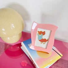 Load image into Gallery viewer, Vintage wavy photo frame