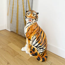 Load image into Gallery viewer, Large vintage tiger from the 70s