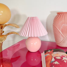 Charger l'image dans la galerie, Lampe boule retro 80 peach