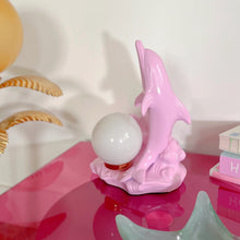 Charger l'image dans la galerie, Lampe dauphin vintage rose pastel