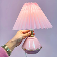 Charger l'image dans la galerie, Lampe vintage rose en céramique italienne, style Art Déco, années 70-80