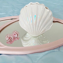 Charger l'image dans la galerie, vase coquillage vintage annees 80 iridescent