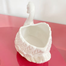 Load image into Gallery viewer, White swan planter
