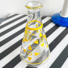 Load image into Gallery viewer, Geometric carafe
