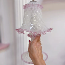 Charger l&#39;image dans la galerie, Lampe en verre de Murano rose et blanc, années 80
