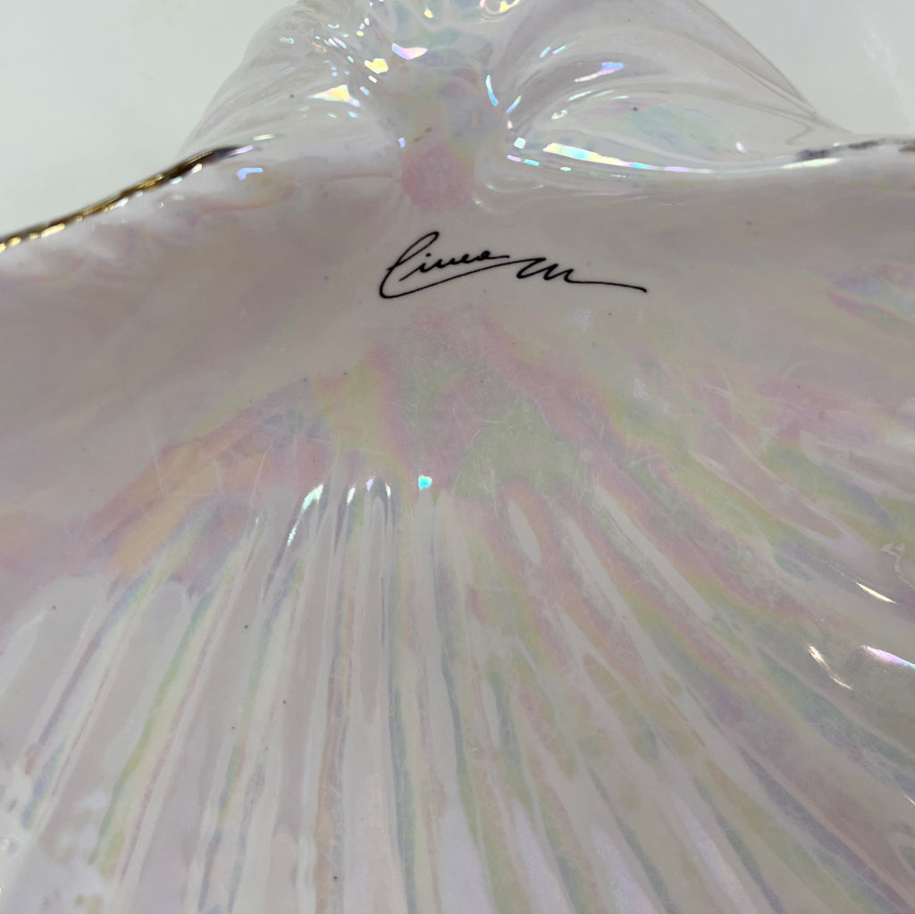 Coupe coquillage iridescente et dorures 70s