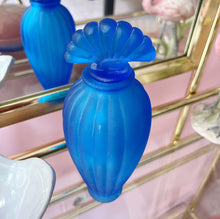 Load image into Gallery viewer, Flacon Art Déco vintage
