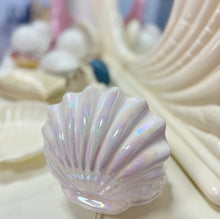 Charger l&#39;image dans la galerie, Rare lampe coquillage 80s iridescente
