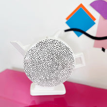 Load image into Gallery viewer, Memphis &quot;MAS&quot; teapot
