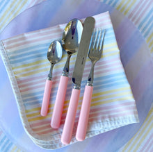 Load image into Gallery viewer, Set of 24 vintage 80s pink cutlery
