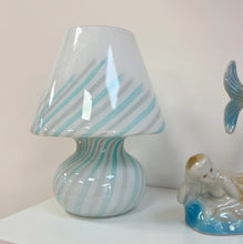 Charger l&#39;image dans la galerie, Lampe champignon Murano blue twist
