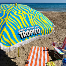 Load image into Gallery viewer, Parasol vintage Tropico
