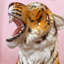 Load image into Gallery viewer, Tigre en Céramique Émaillée – Italie, Années 80
