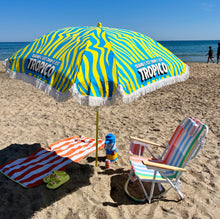 Load image into Gallery viewer, Parasol vintage Tropico
