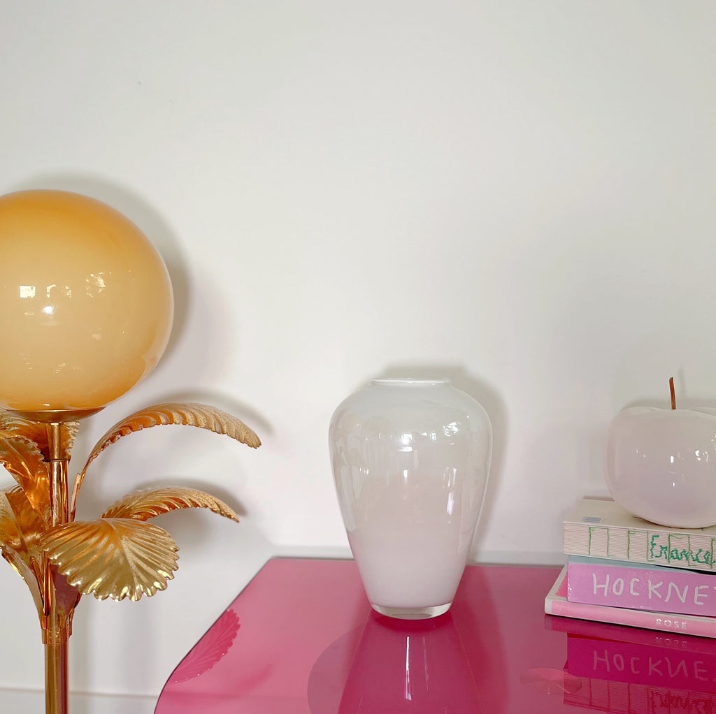 Vase white pearly 80’s