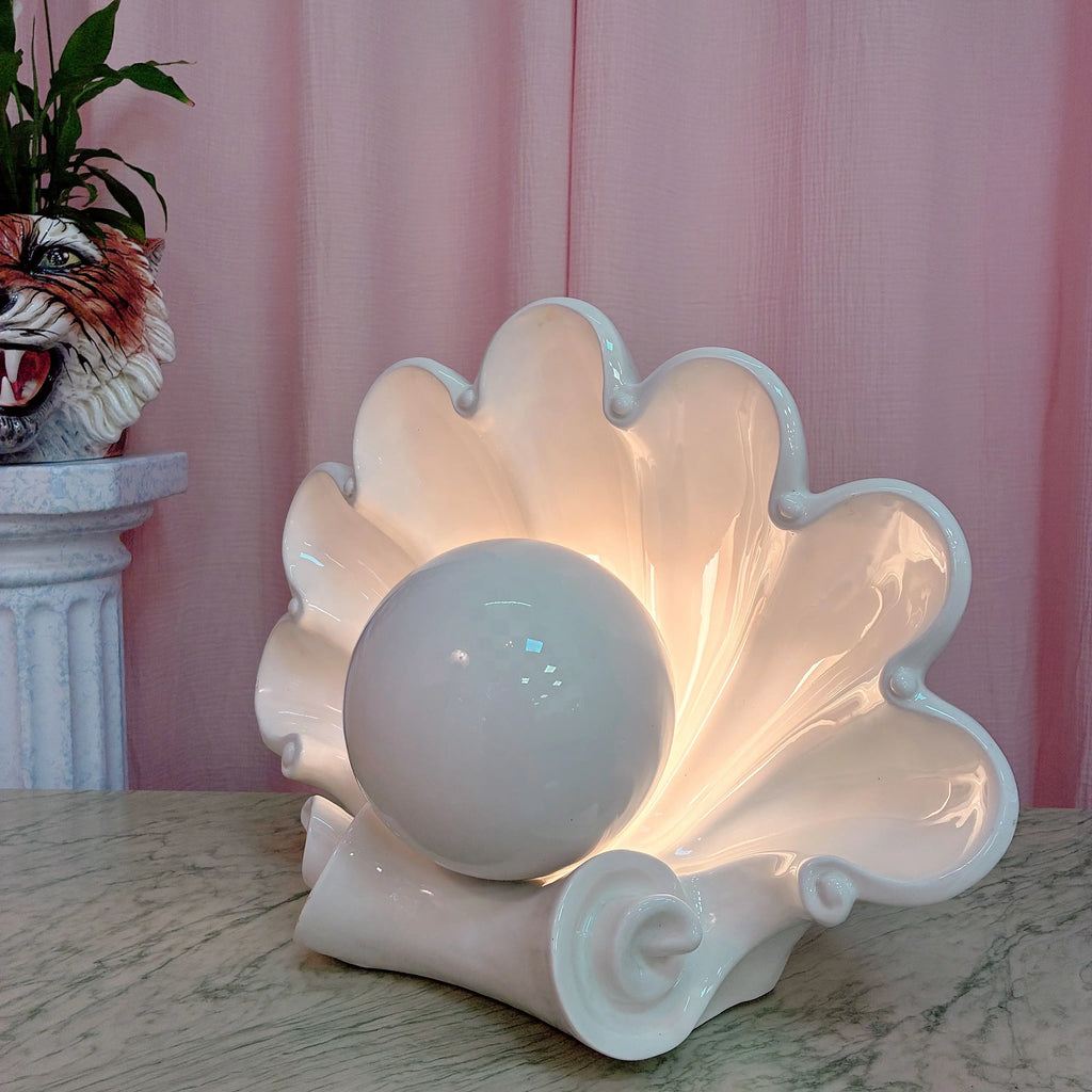 Grande lampe coquillage vintage italienne en céramique blanche, globe perle, années 70