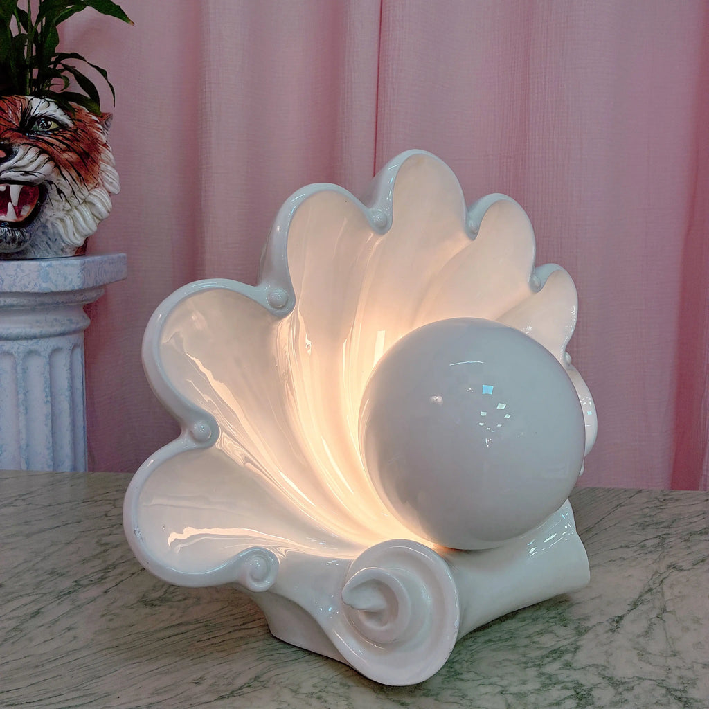 Grande lampe coquillage vintage italienne en céramique blanche, globe perle, années 70