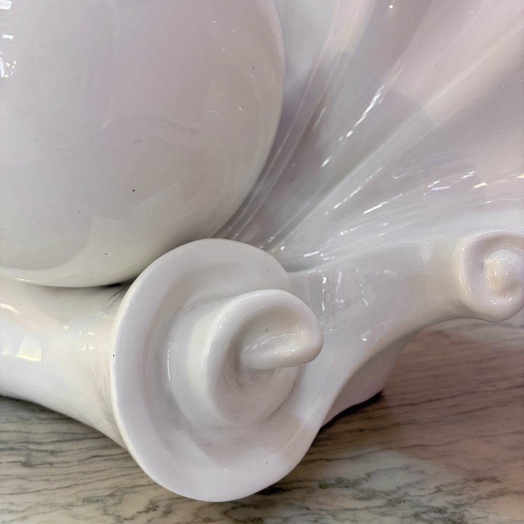 Grande lampe coquillage vintage italienne en céramique blanche, globe perle, années 70