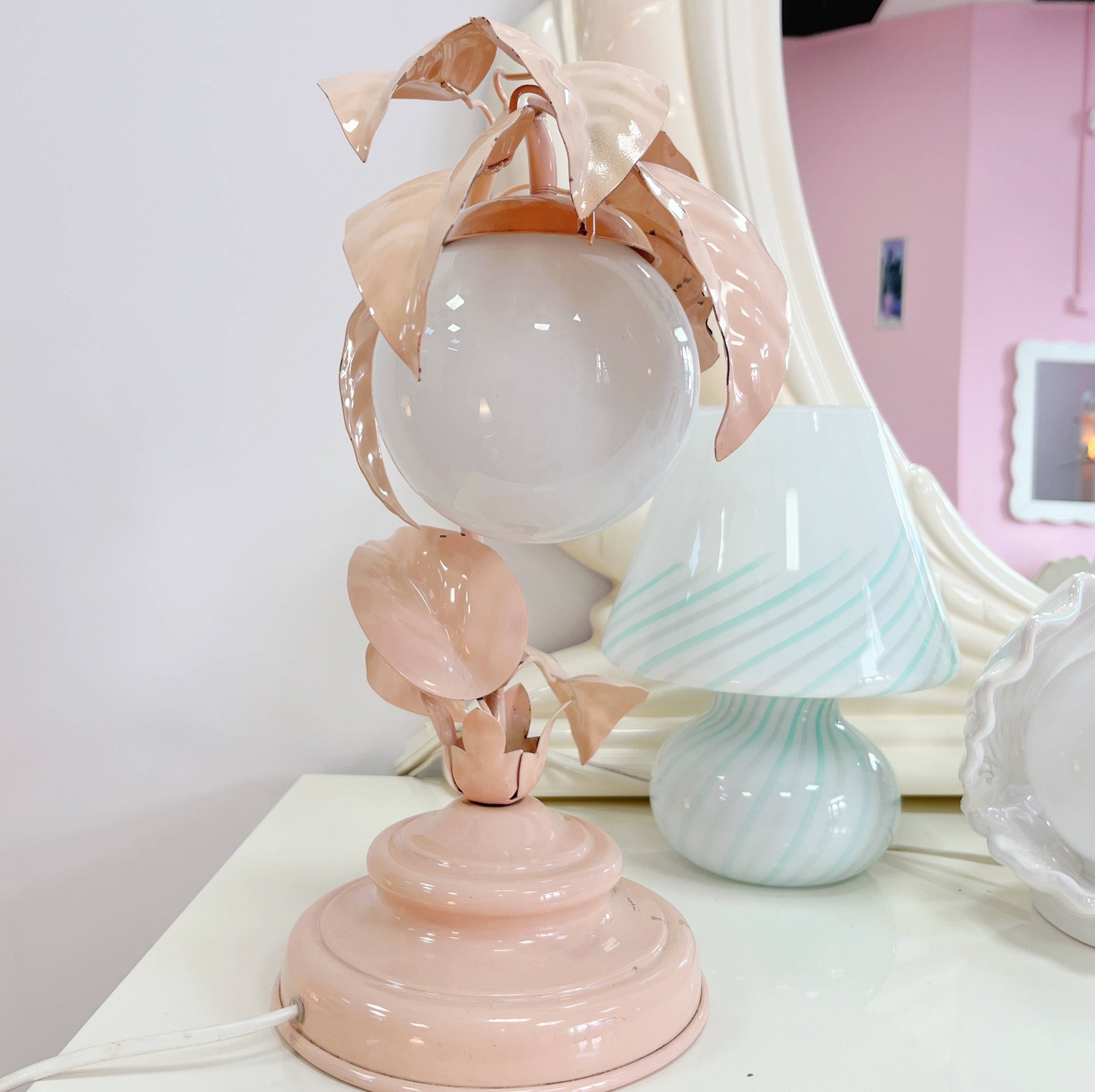 Lampe feuilles metal rosé vintage