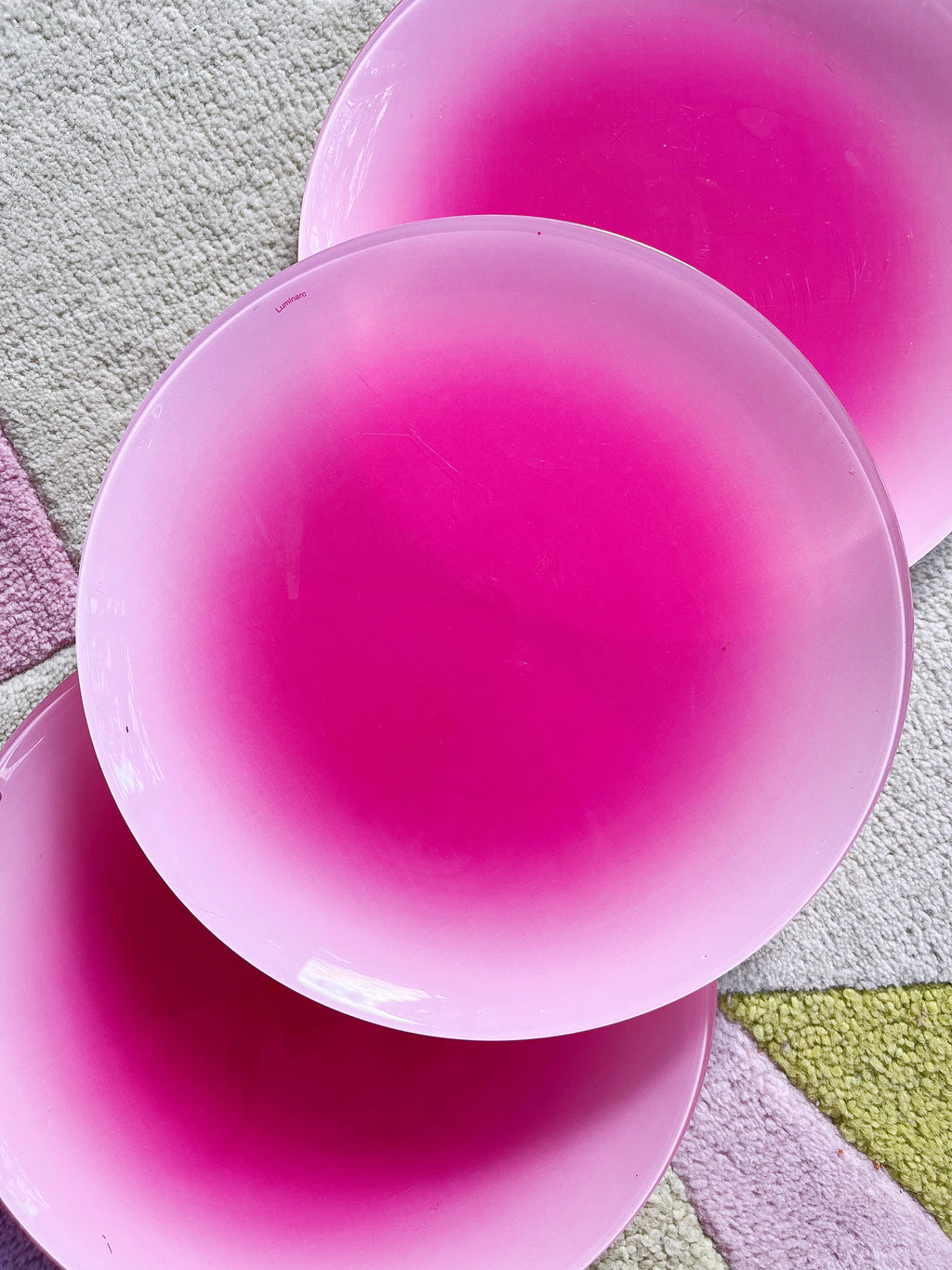 Assiettes gradient rose