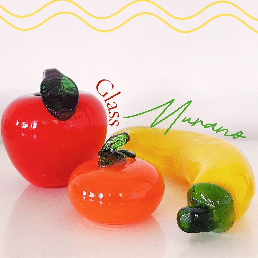 Fruits en verre de Murano soufflé vintage années 70, ensemble pomme rouge, banane et orange.