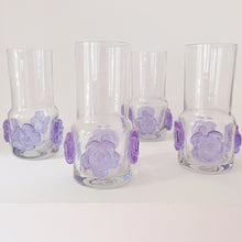 Charger l&#39;image dans la galerie, Set de 4 verres fleurs en cristal 70’s
