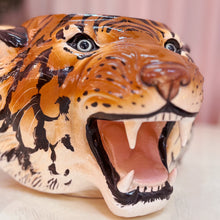 Load image into Gallery viewer, Cache-pot Tigre en Céramique Émaillée, Italie, années 80

