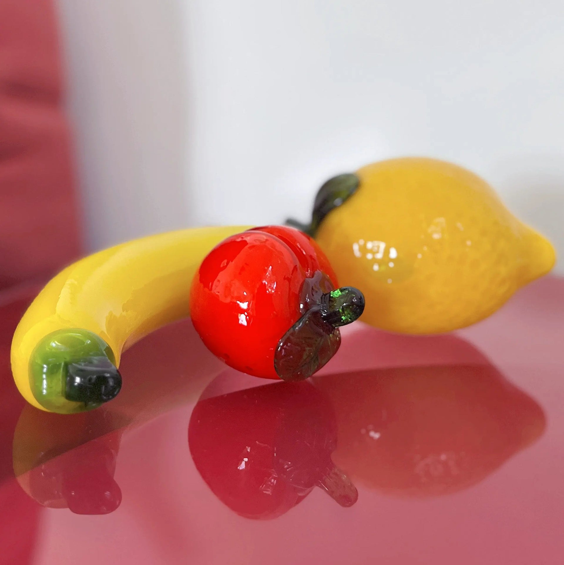 Fruits en verre de Murano soufflé vintage années 70, ensemble banane, citron et pêche.