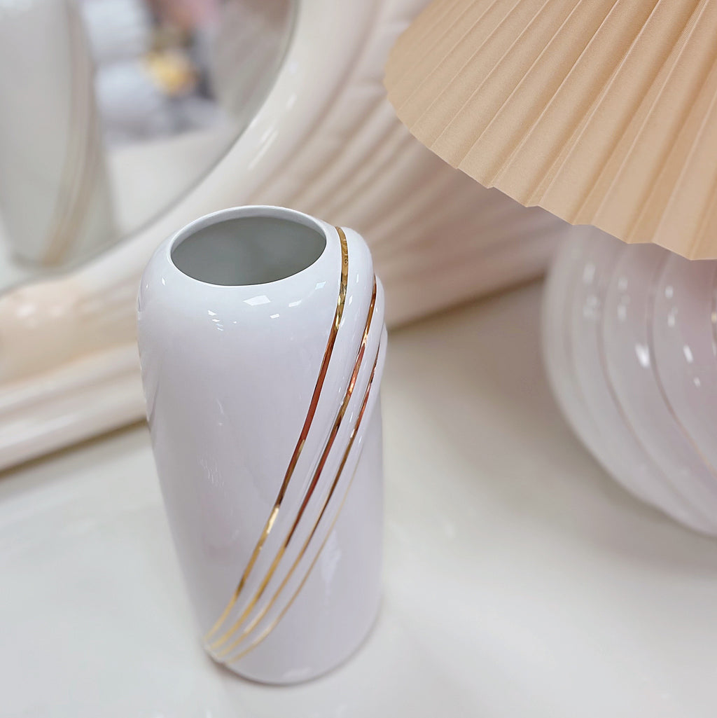 Vase Art Déco doré 80s