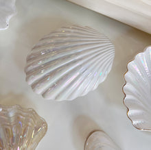 Load image into Gallery viewer, Grande boîte coquillage Made in Italy 80s
