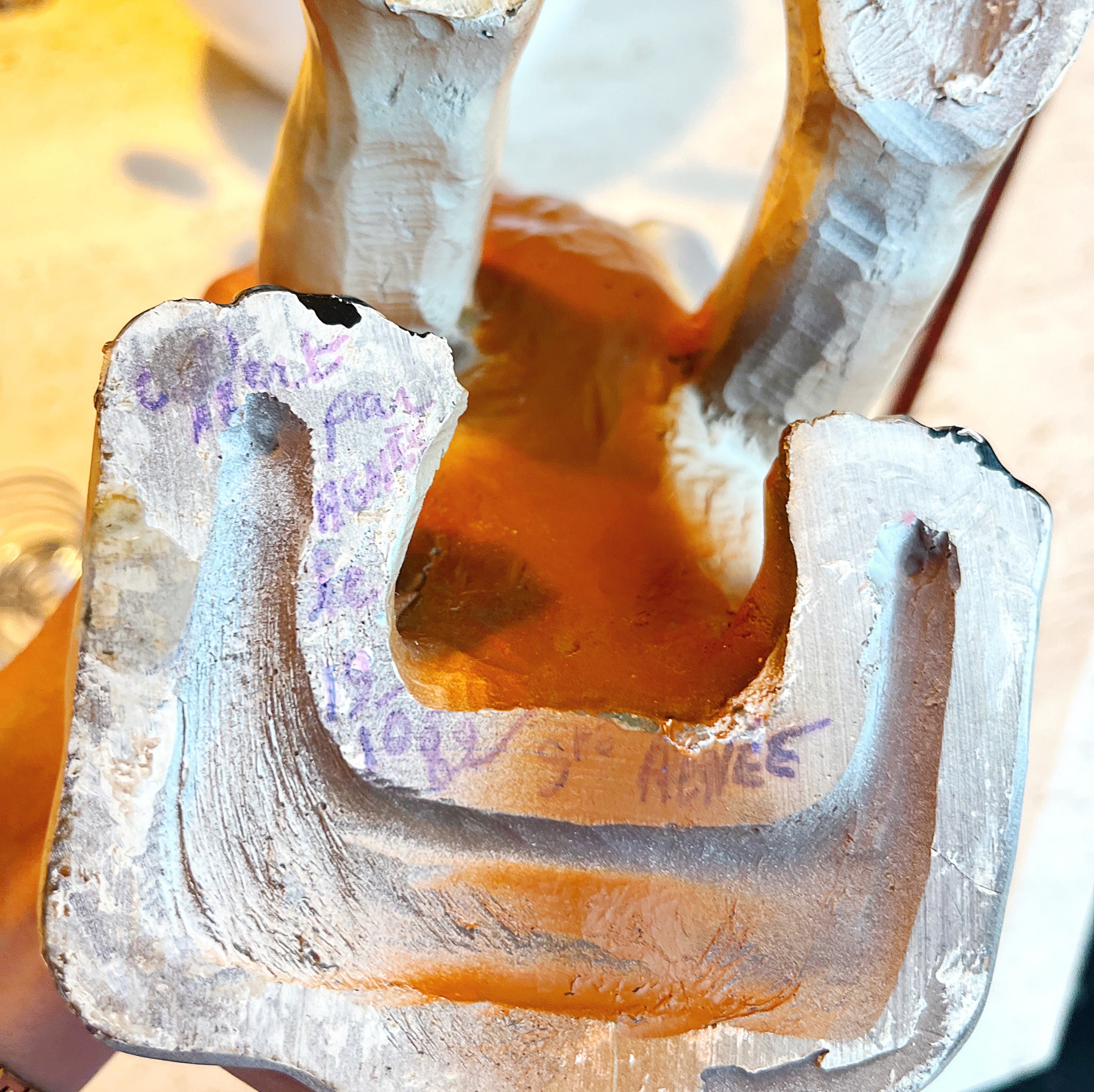 Chien en céramique vintage