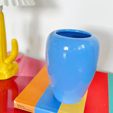 Load image into Gallery viewer, Blue 80&#39;s ceramic vase
