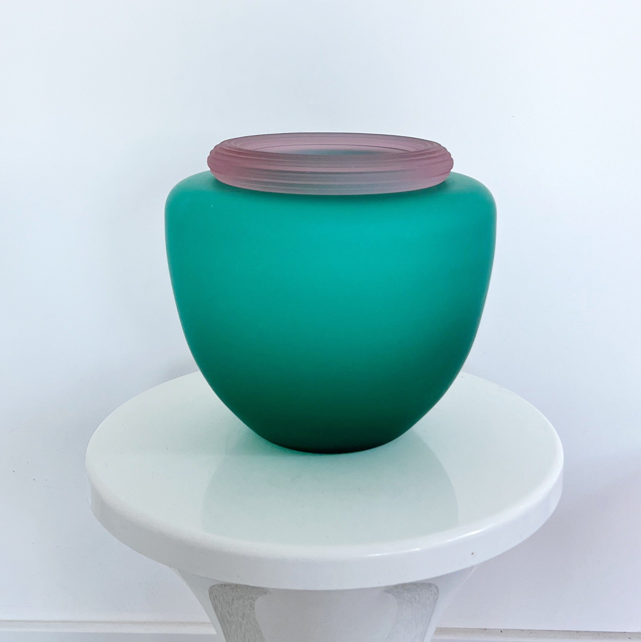 Vase en verre givré 80’s