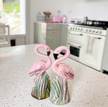 Load image into Gallery viewer, Vintage ceramic flamingo salt and pepper shakers
