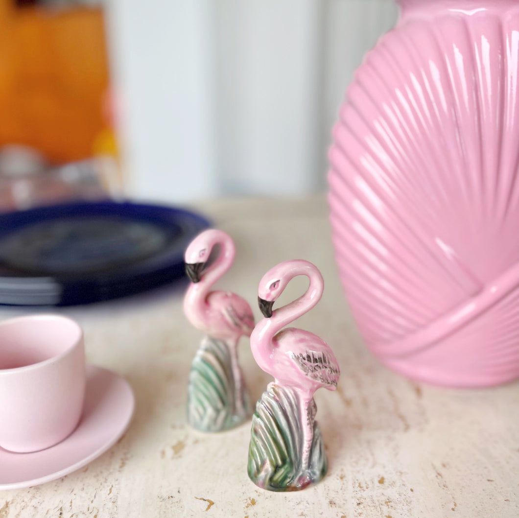 Salière et poivrière en céramique vintage flamants roses