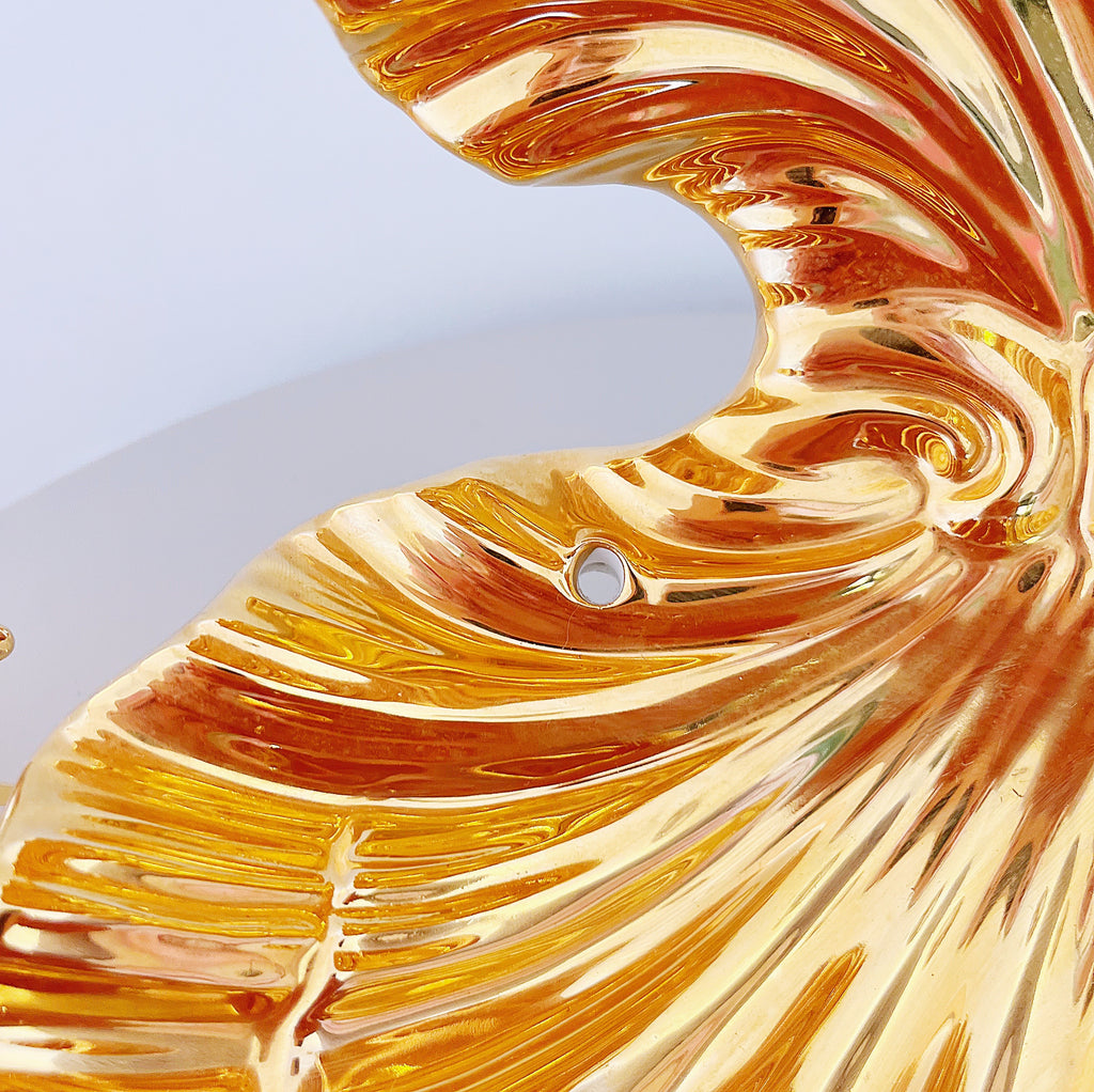 Grand coquillage doré