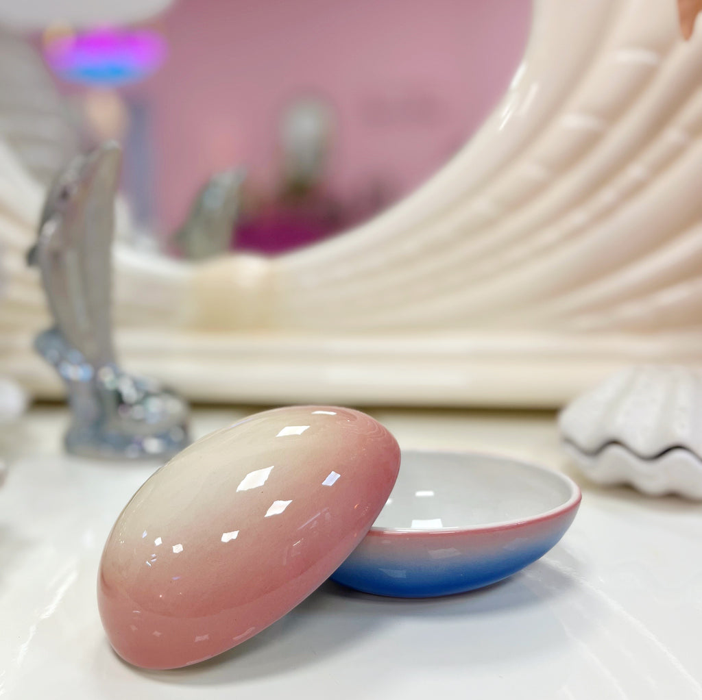 Boîte coquille gradient vintage