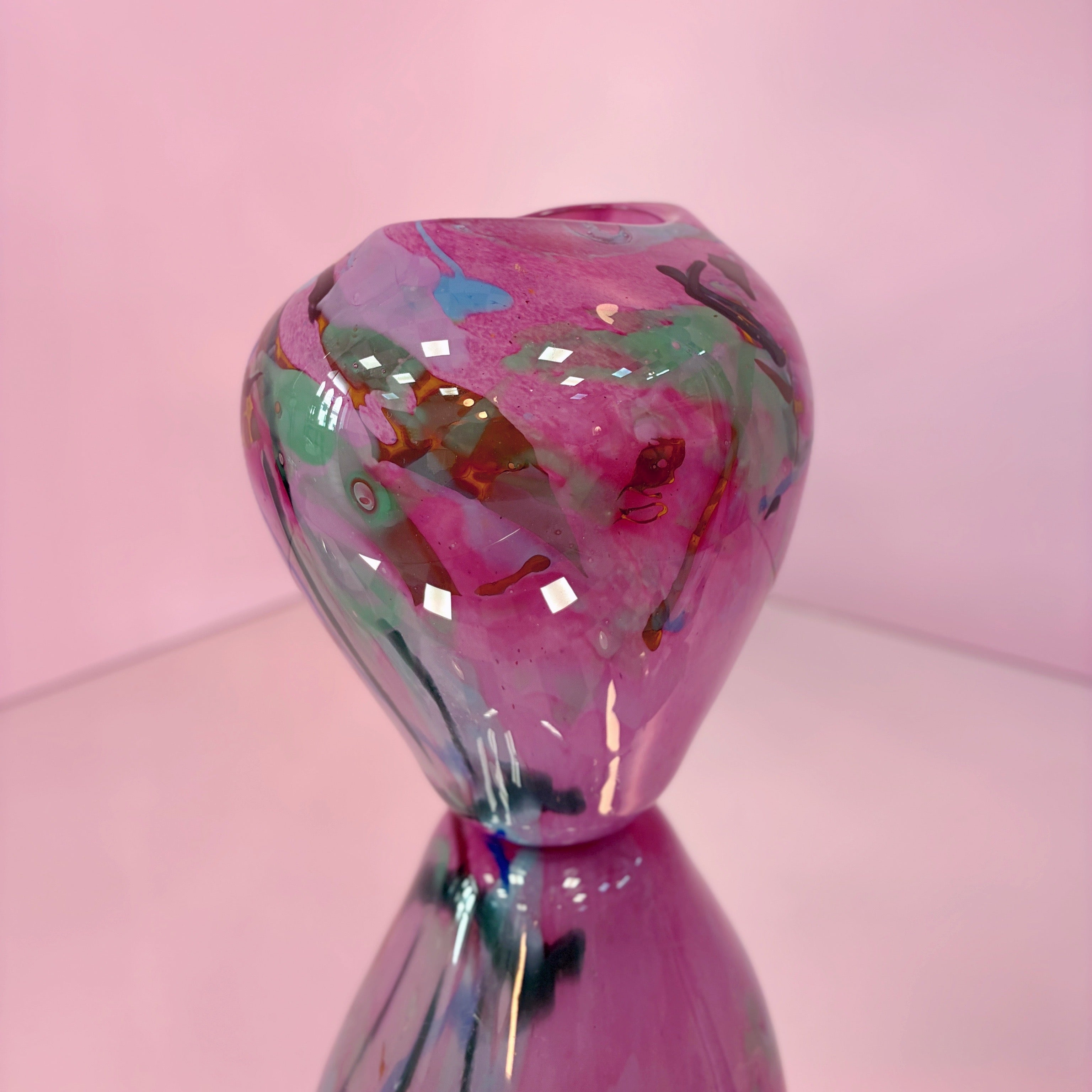 Vase en verre soufflé vintage, motif abstraits, confettis multicolore, années 80