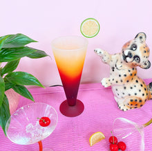 Load image into Gallery viewer, Lampe cocktail vintage Cosmo
